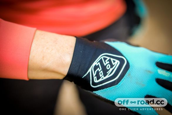 Жіночі вело Рукавички TLD WMN Ace 2.0 glove [SMOKEY BLUE], Розмір S 436503012 фото