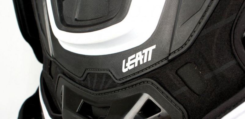 Мотозахист тіла LEATT Chest Protector 5.5 Pro HD [Black], One Size 5014101101 фото