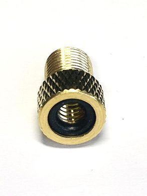 Перехідник-адаптер з вело ніпеля на авто ніпель (Presta / Schrader) A000125