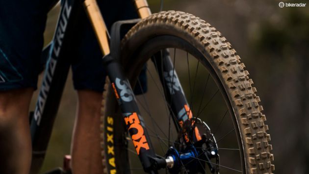 Покрышка Maxxis Assegai 27.5X2.50WT TPI-60X2 DH/3CG/TR ETB00017200