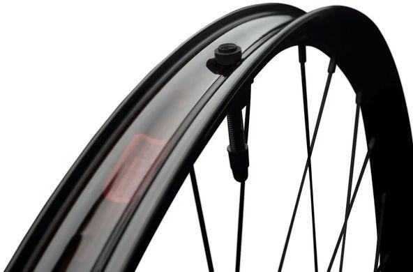 Обод Race Face, Aeffect R, EMTB, 30мм, 27.5", 32отв. ORM20AEREMTB3027.532H