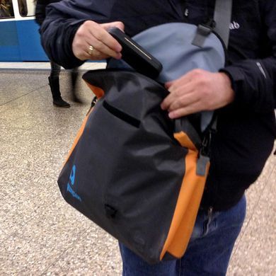 Гермосумка Aquapac Stormproof&trade; Messenger Bag AQ 026